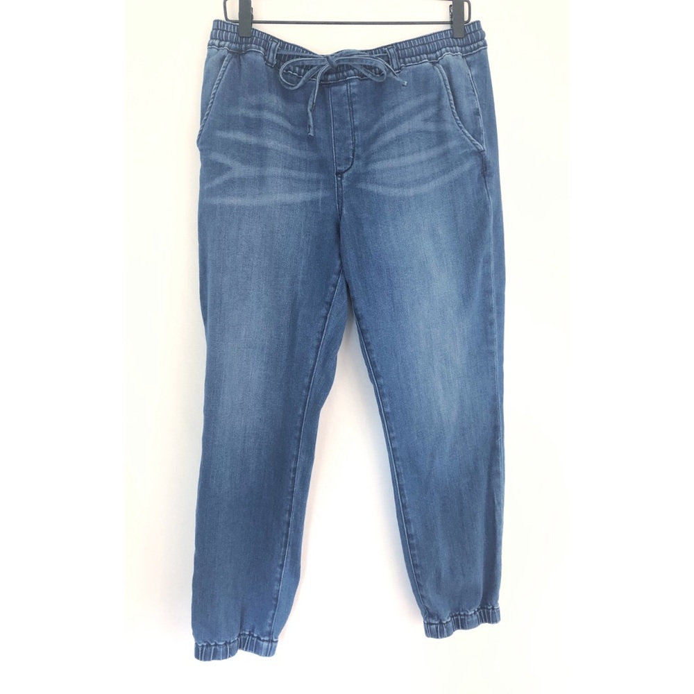 Anthropologie Pilcro and the Letterpress Jogger